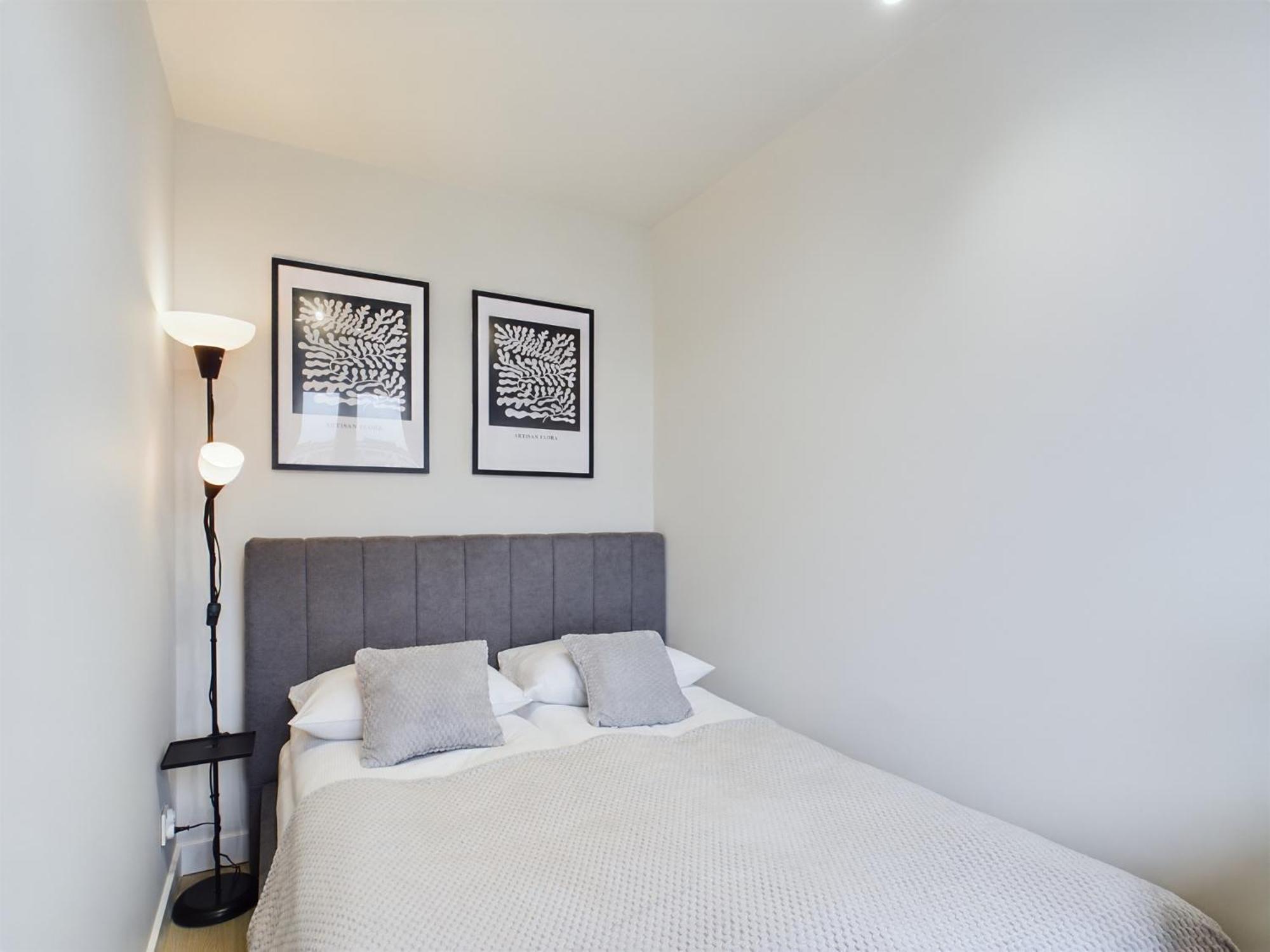 Butas Modern With Wifi In By Renters